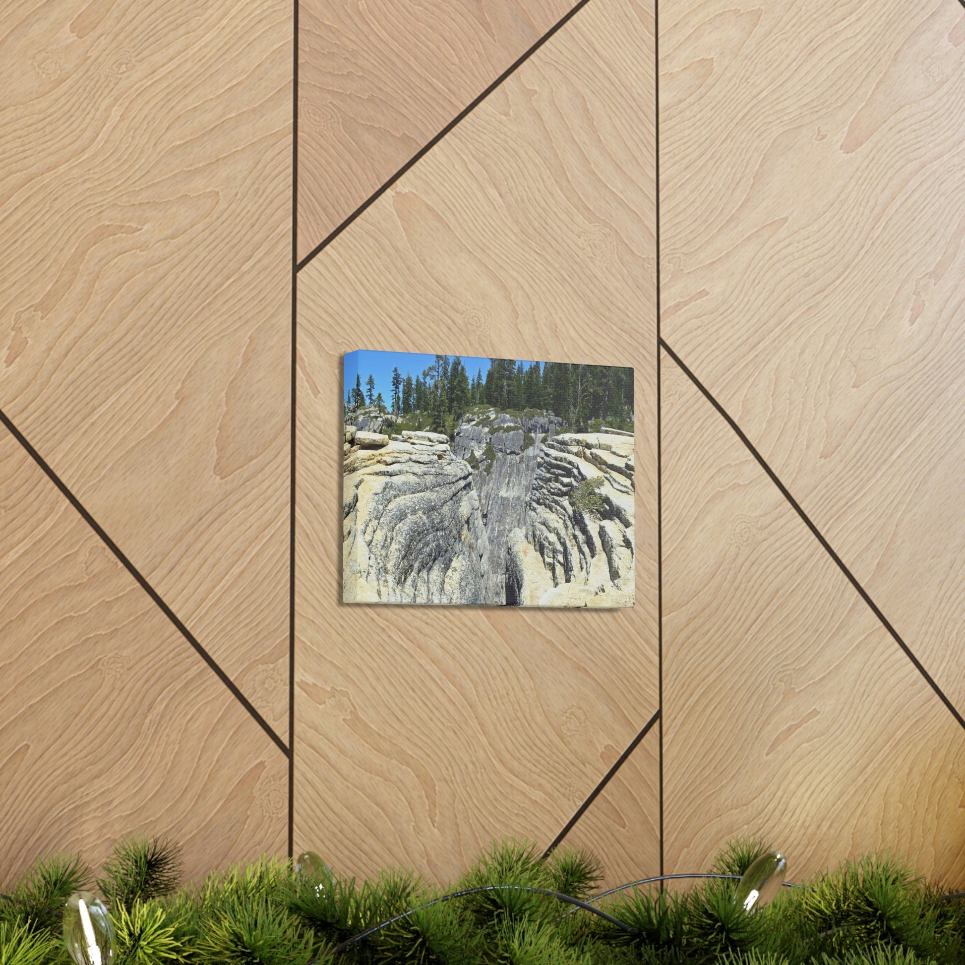 Canvas Gallery Wraps - The US National Parks - Yosemite Park Taft Point fissures - California - USA NPS - Green Forest Home