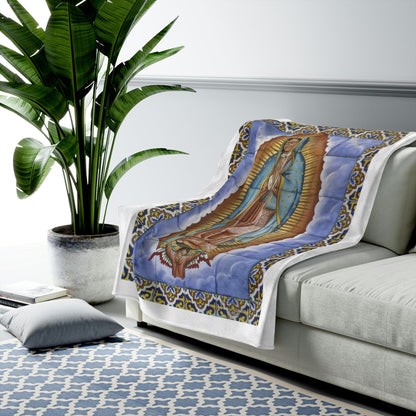 Manta de felpa de terciopelo - Velveteen Plush Blanket - Our Lady of Guadalupe, also known as the Virgen of Guadalupe - Mexico - Catholicism - Green Forest Home