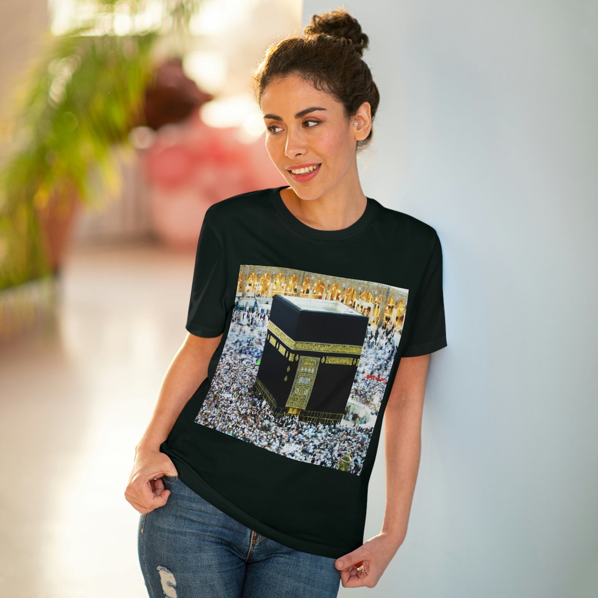 Organic Creator T-shirt - Unisex - EU Print - Hajj pilgrimage to Kaaba - the "House of Allah", in the sacred city of Mecca UAE ID#1 - Green Forest Home